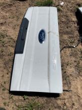 Ford Super Duty Tail Gate with reverse cam