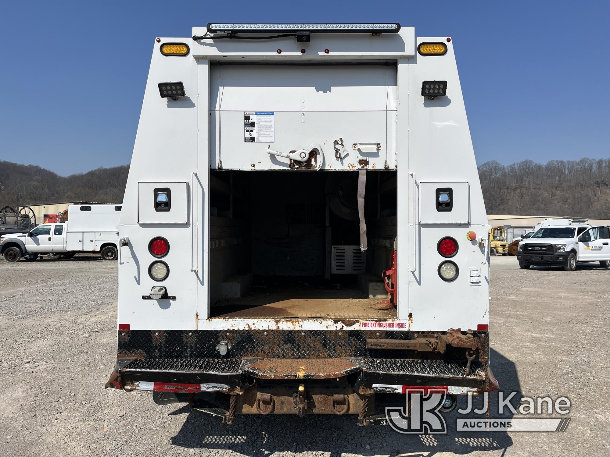 (Smock, PA) 2017 Ford F550 Air Compressor/Enclosed Utility Truck Runs, Moves & Operates, Compressor