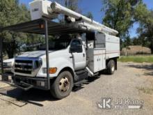 (Anderson, CA) Altec LRV60E70, Over-Center Elevator Bucket mounted behind cab on 2011 Ford F750 Chip