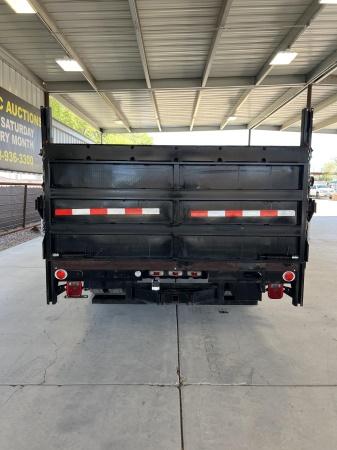 2014 Ford F-550 Super Duty F/B