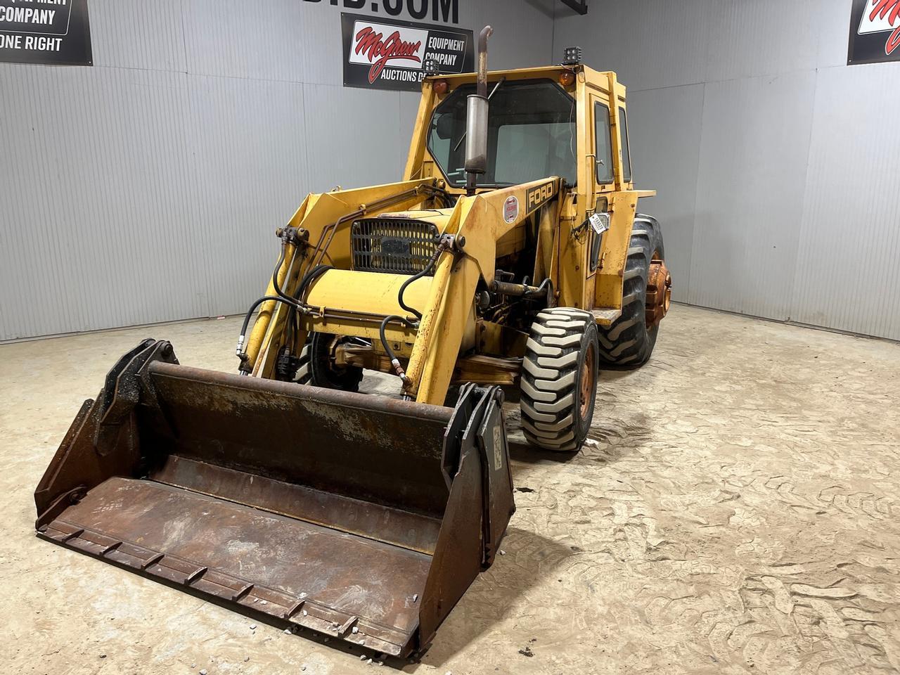 Ford 345C Tractor with Loader