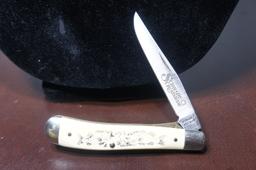 SCHRADE + USA SCRIMSHAW 1990 TROUT SCENE TRAPPER LOCKBACK SC503 Pocket Knife