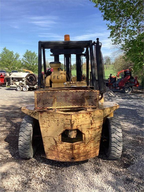 1988 CATERPILLAR V100 FORKLIFT