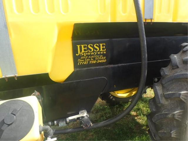 Jesse 1000 Gallon Sprayer w/ 60' Boom