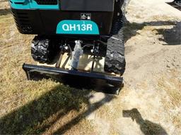 AGT Mini-Excavator, Model QH13R