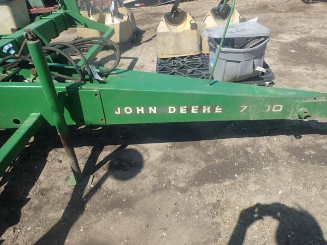 John Deere 7000 4 Row Planter No till