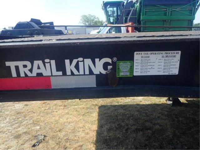 Trail King Hydraulic Beaver Tail Trailer
