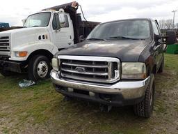 2004 F-250 Extended cab Truck 4x4, w/ Flat Body