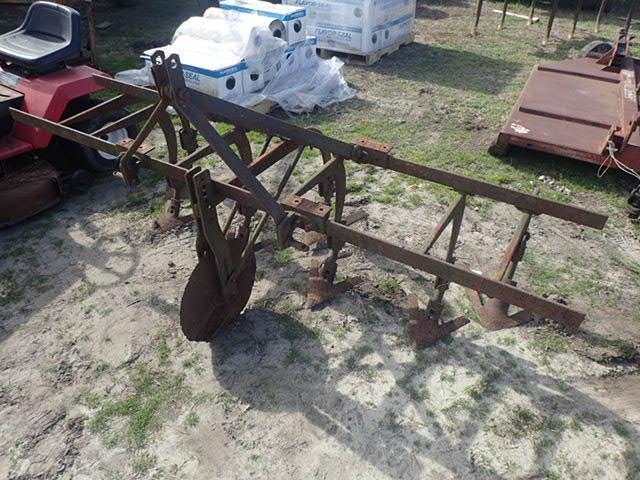 Pittsburg 2-Row Cultivator