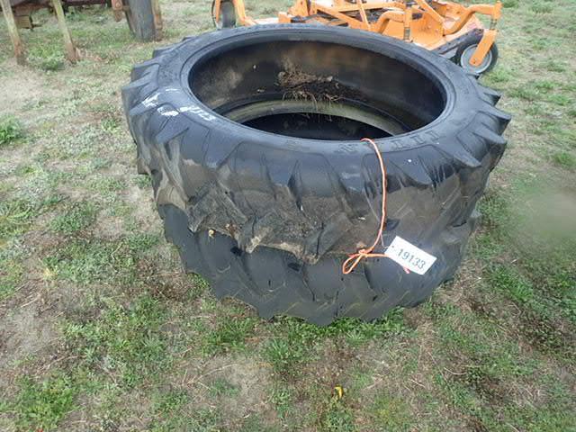 2-12.4x38 tractor tires