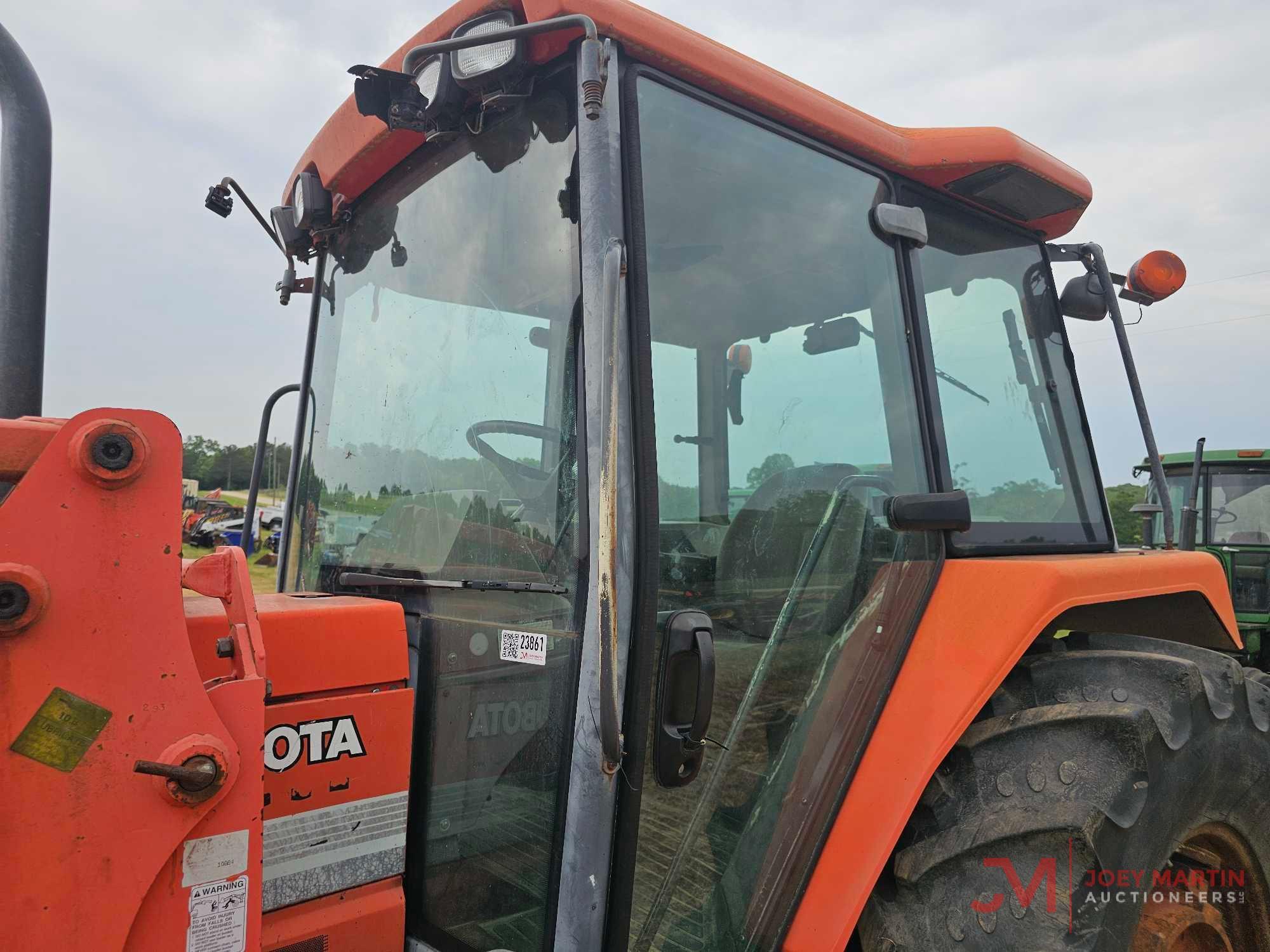 KUBOTA M110 AG TRACTOR