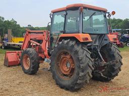 KUBOTA M110 AG TRACTOR