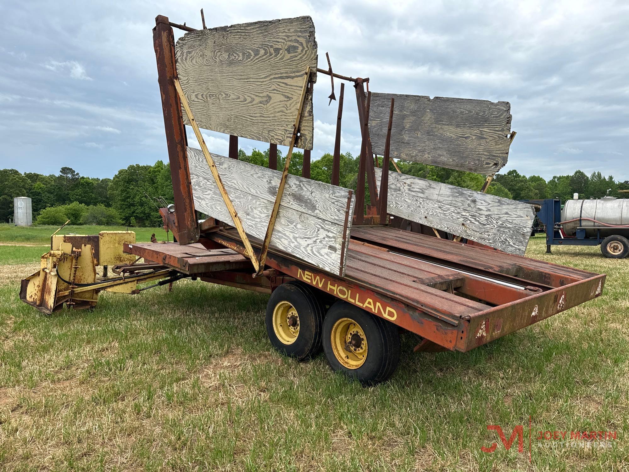 NEW HOLLAND 1034 SQUARE BALE STACKER