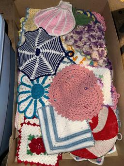 40 Vintage Crochet Pot Holders