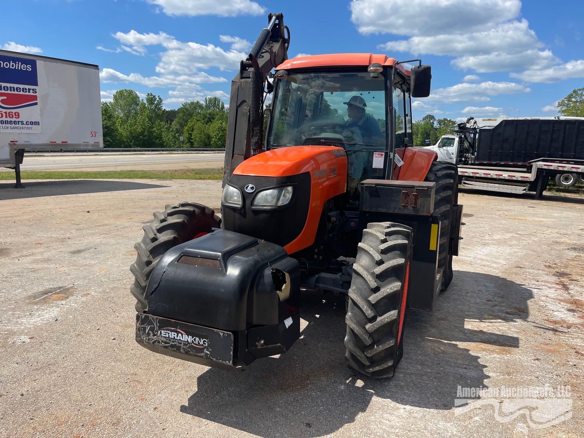 KUBOTA M1085 TRACTOR WITH SIDE ARM MOWER