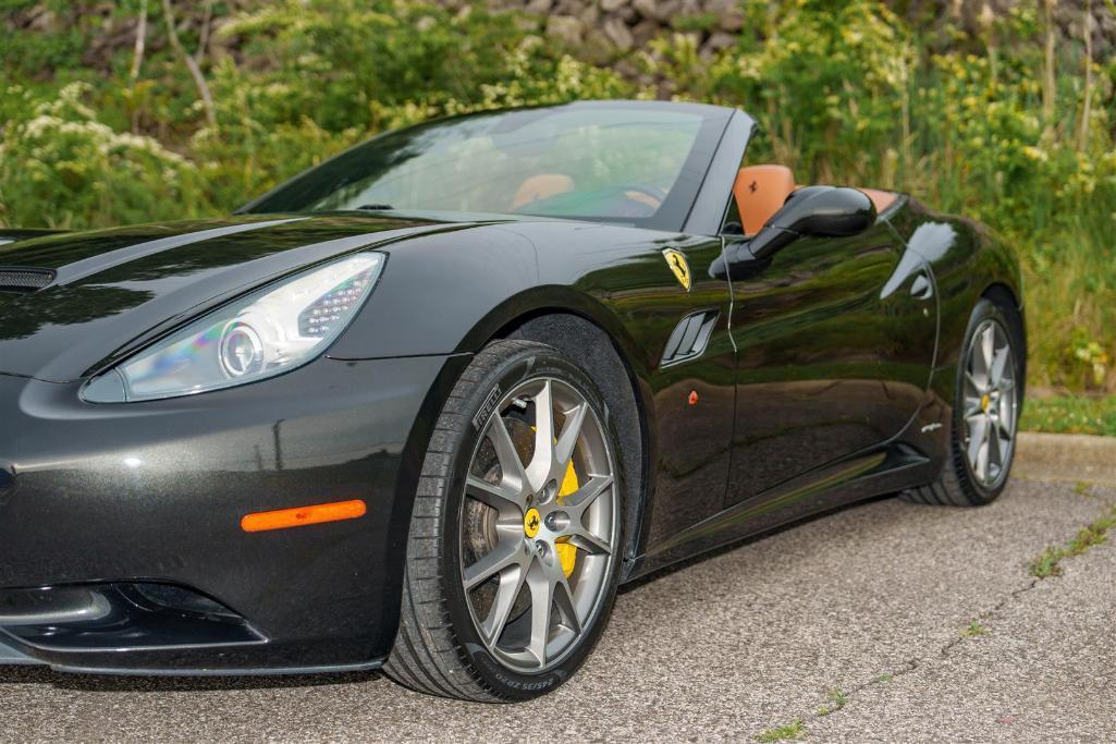 2013 FERRARI CALIFORNIA