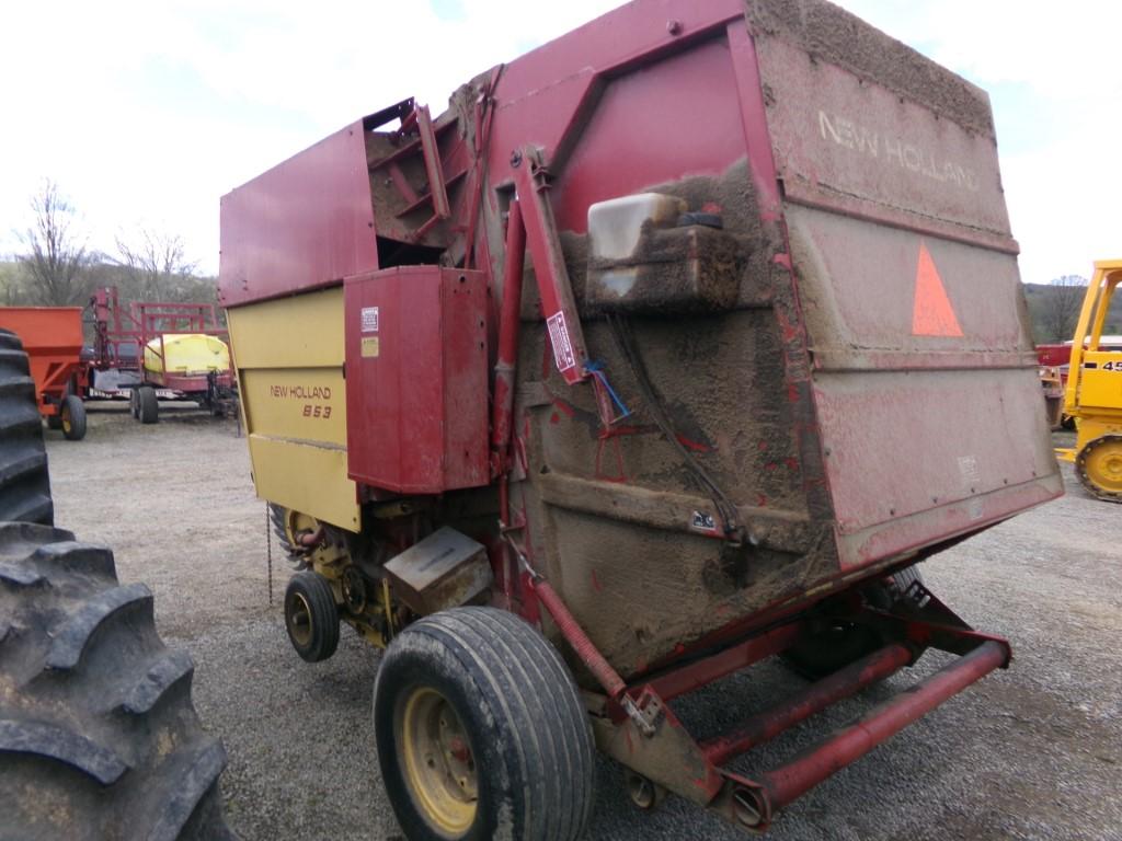 New Holland 853 Round Baler (5684)-MANUAL IN OFFICE