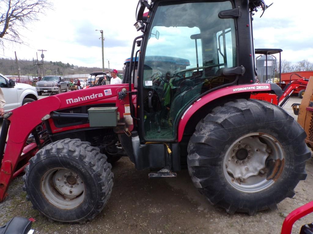 Mahindra 3550P 4 WD Tractor w/3550 CL Loader, Full Cab, 1551 Hours, Single