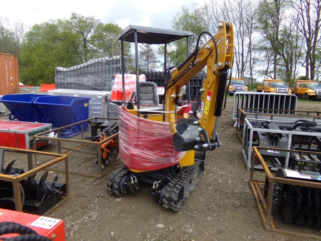 New Yellow AGT Industrial H15 Mini Excavator with Canopy, Stationary Thumb