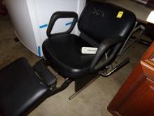 Belvedere, Black, Leather, Salon, Reclining Chair w/Power Lift, NOT TESTED