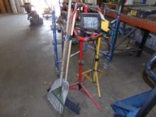 (2) Double Fixture Stand Up Work Lights and a Few Hand Tools (Warehouse)