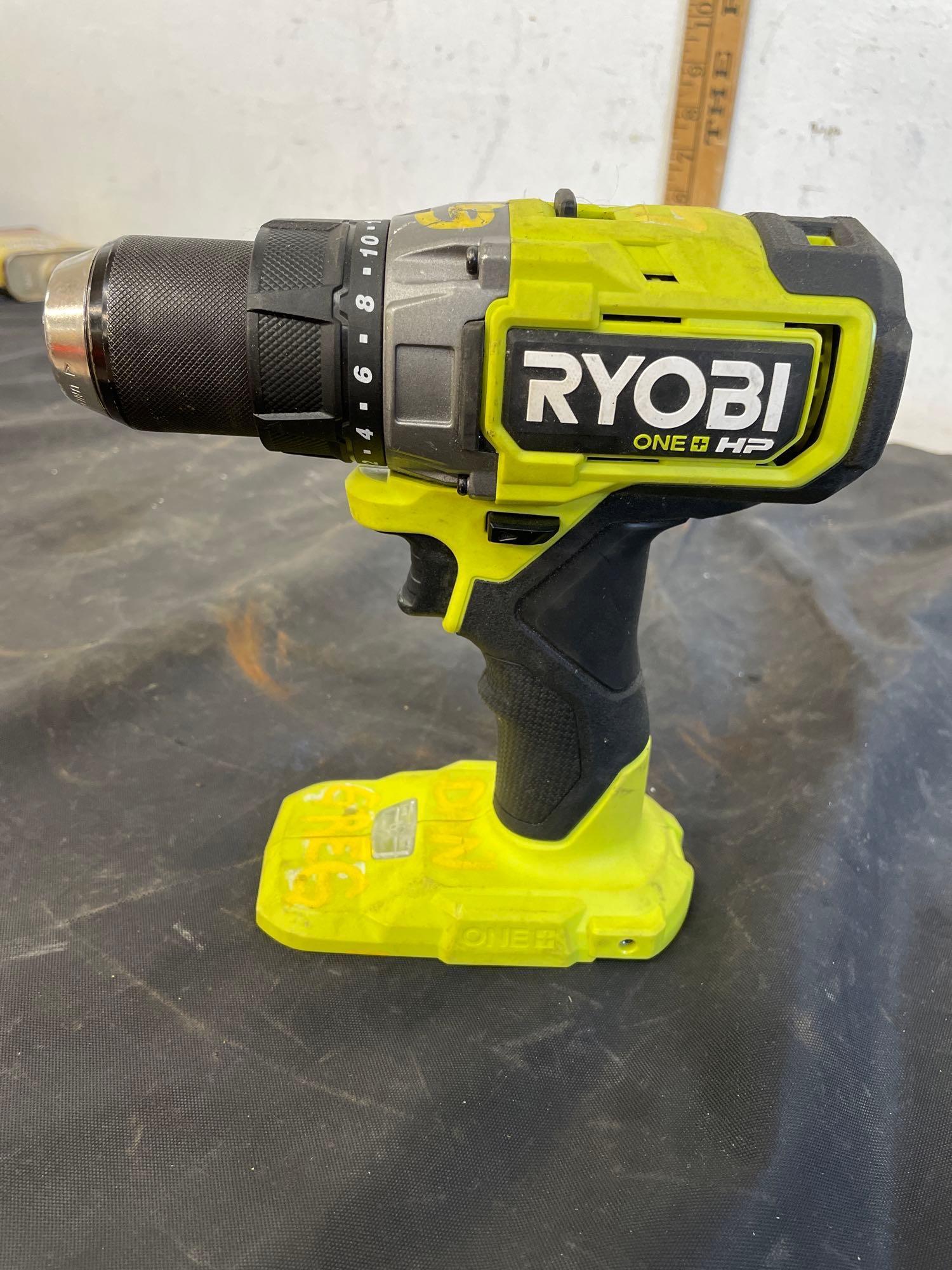 Ryobi kit reciprocating saw and drill