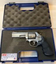 Smith & Wesson .357 Mag CTA8686 handgun