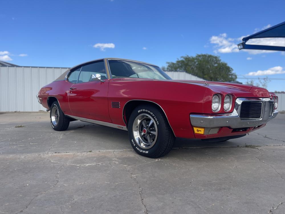 1970 Pontiac LeMans Sedan