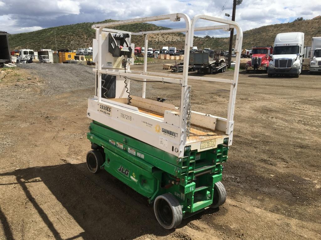 2015 JLG 1930ES Scissor Lift,