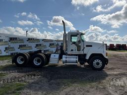 2006 MACK CHN613 TANDEM AXLE DAY CAB TRUCK TRACTOR VIN: 1M1AJ06Y66N004869