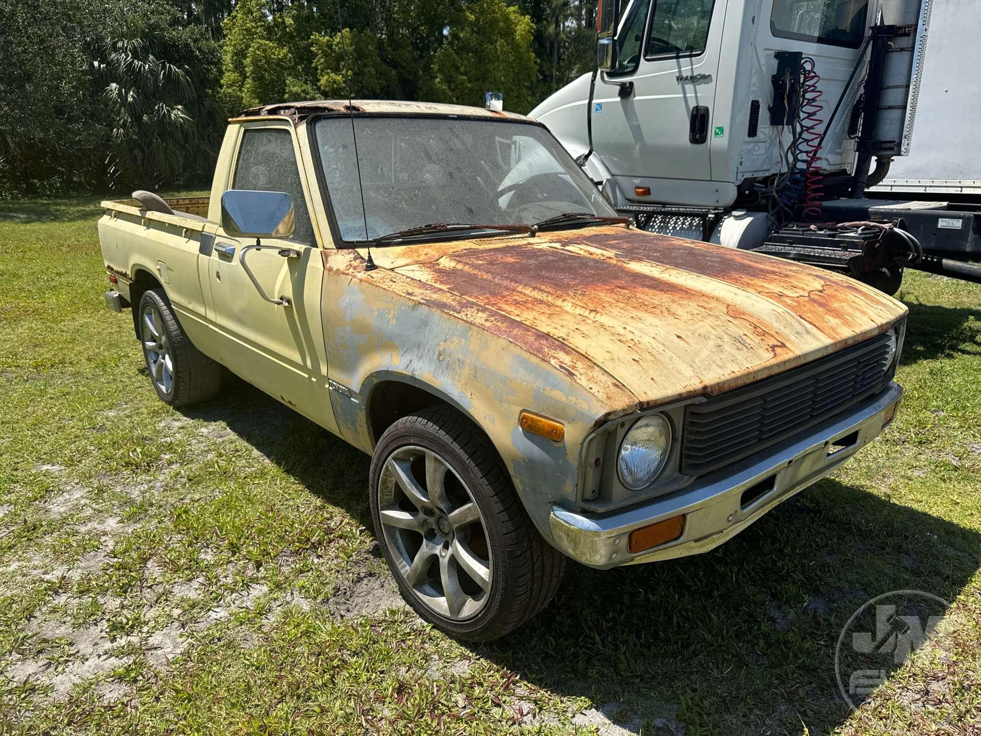 1979 TOYOTA  VIN: RN32023926 REGULAR CAB PICKUP