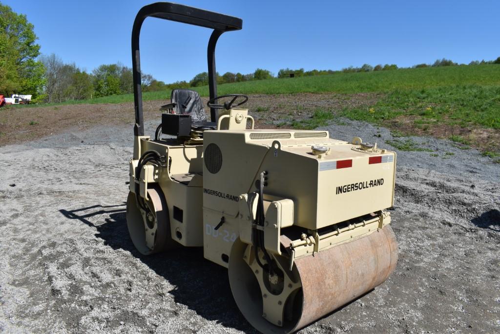 Ingersoll Rand DD-24 Vibratory Double Drum Roller