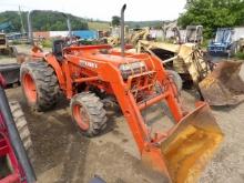 Kubota L2950 4wd Tractor w/ LA500 Loader, R4 Industrial Tires, Gear Drive,