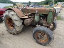 John Deere D Antique Tractor, Hand Start, Pto, Front Round Spokes, Flat Spo