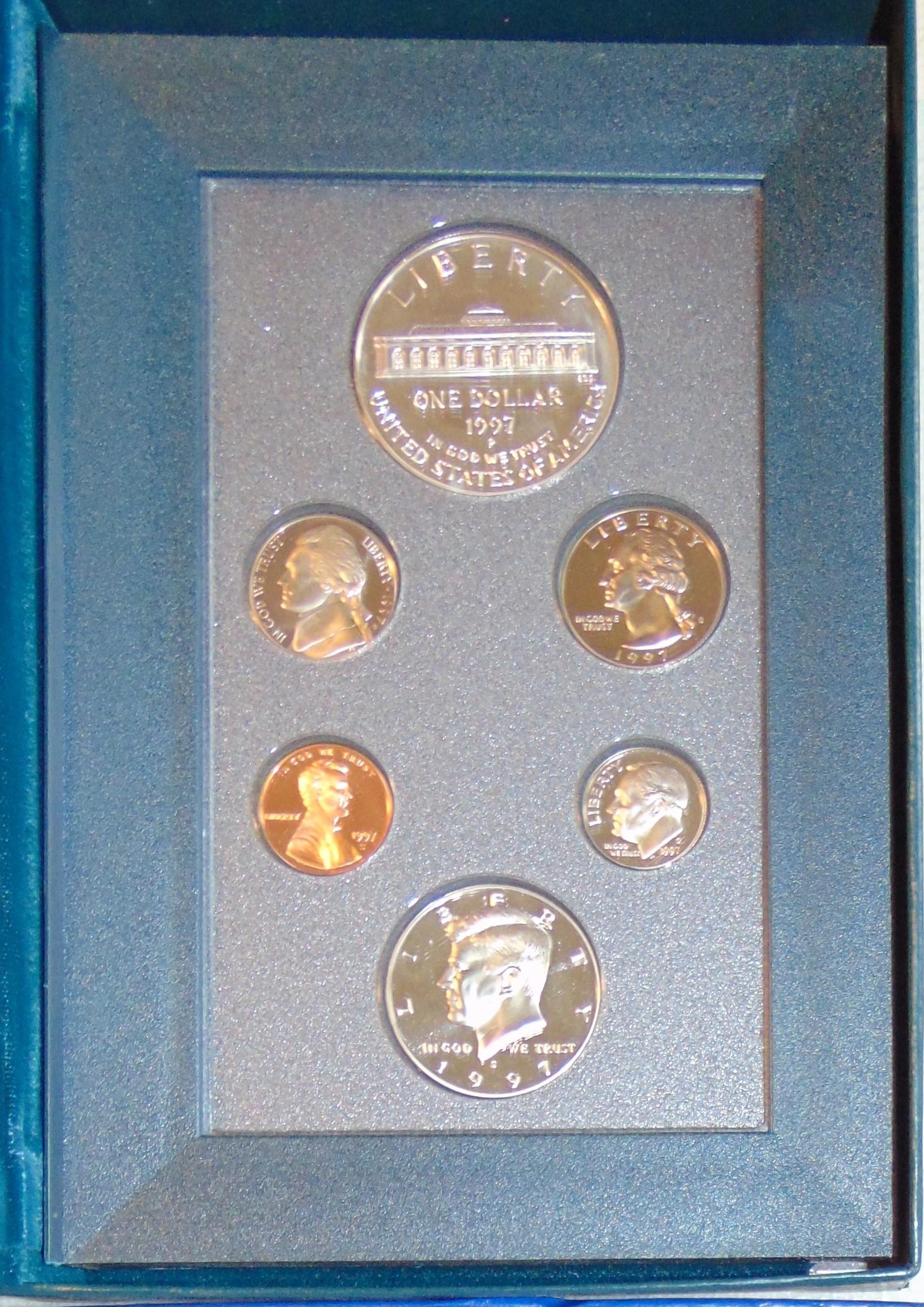 1986, 1997 Proof U.S. Prestige Sets.