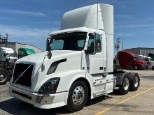 2010 VOLVO VNL64T300 T/A DAYCAB
