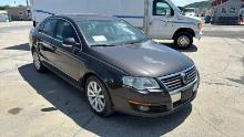 2010 VOLKSWAGON PASSAT