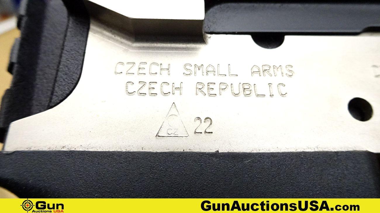 CZECH SMALL ARMS SA VZ.61 .32 ACP THREADED Pistol. Very Good. 4.5" Barrel. Shiny Bore, Tight Action