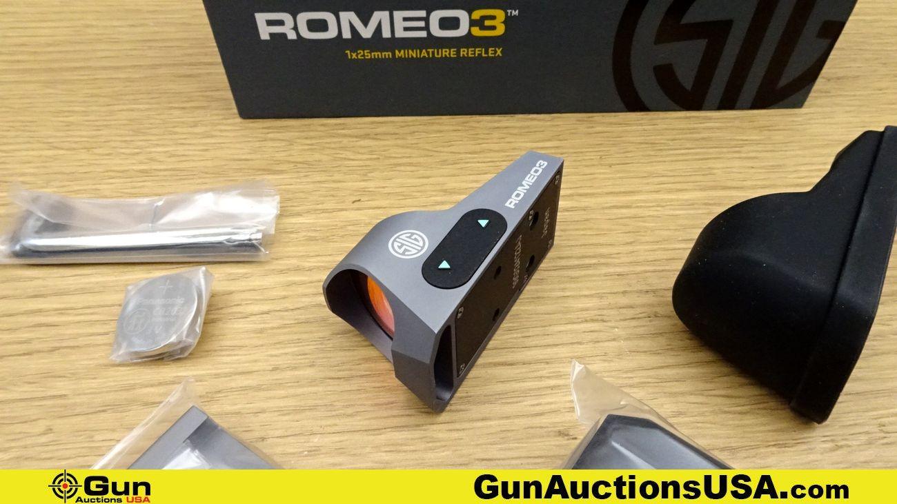 Sig Sauer ROMEO 3 Sight. NEW in Box. 1-25 MM Mini Reflex Sight. . (70108)