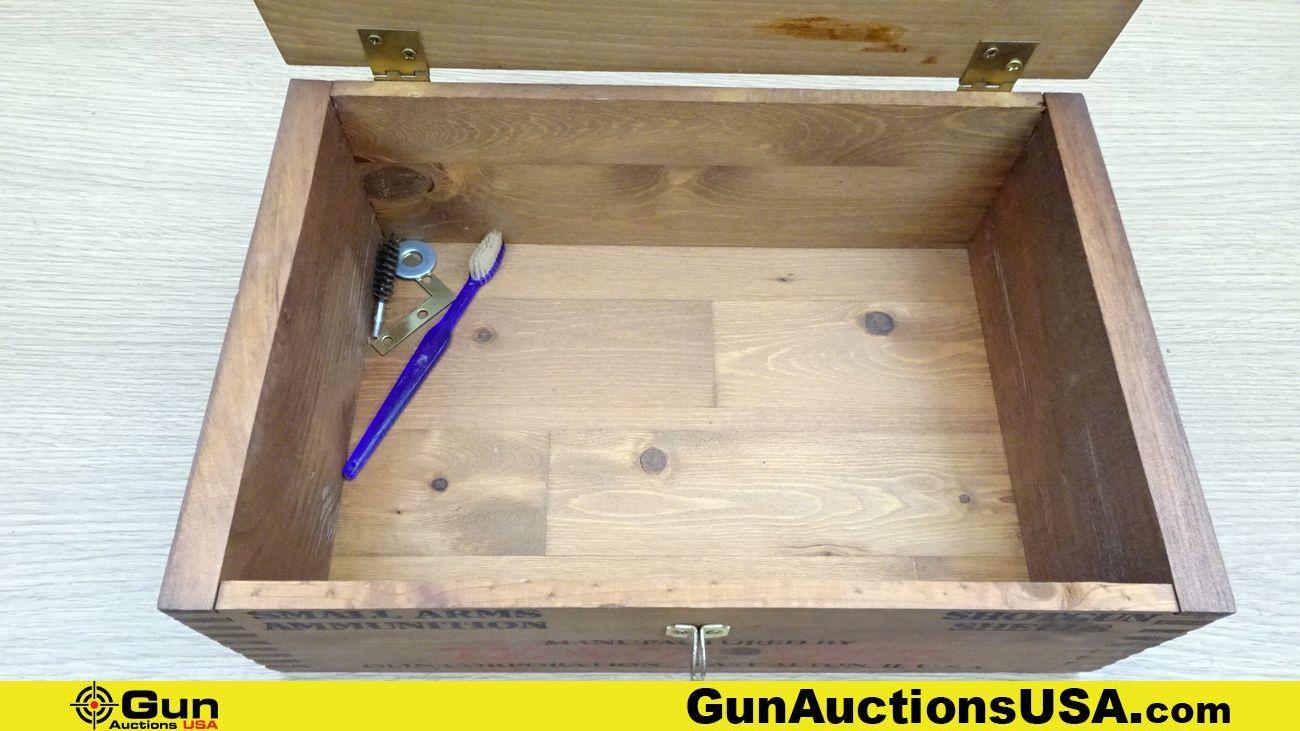 Winchester Ammo Crate. Very Good. Wooden Ammo Crate. Dimensions(15"x10"x6").. (68962)