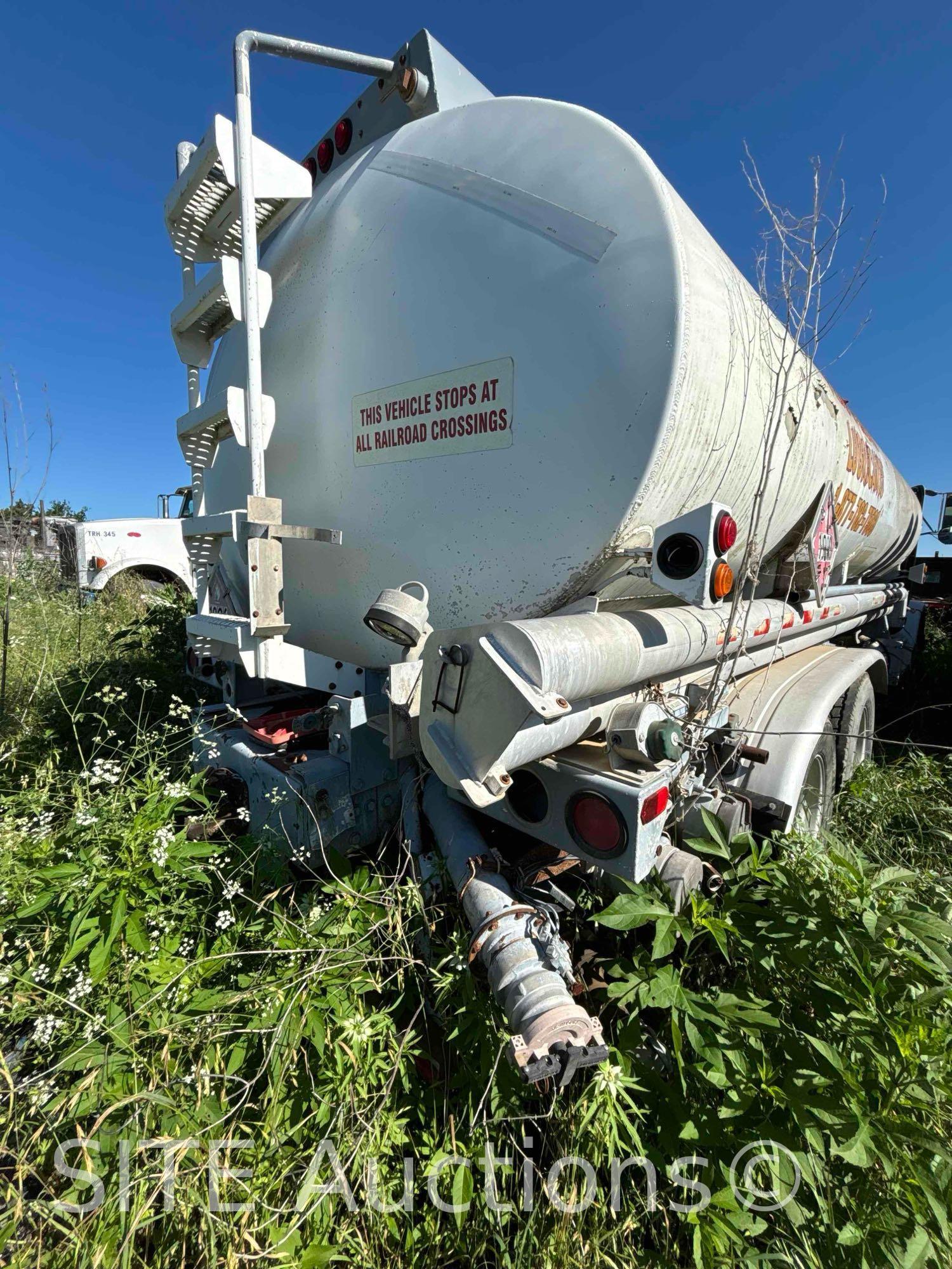 1995 Peterbilt 378 T/A Fuel Truck