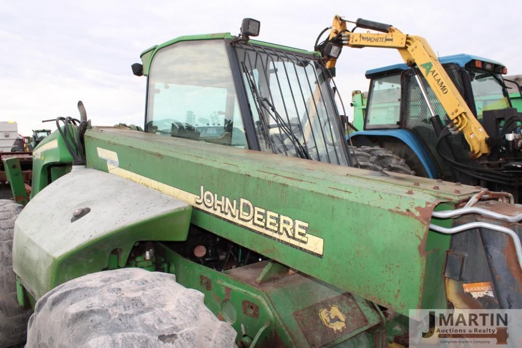 JD 3400 telehandler