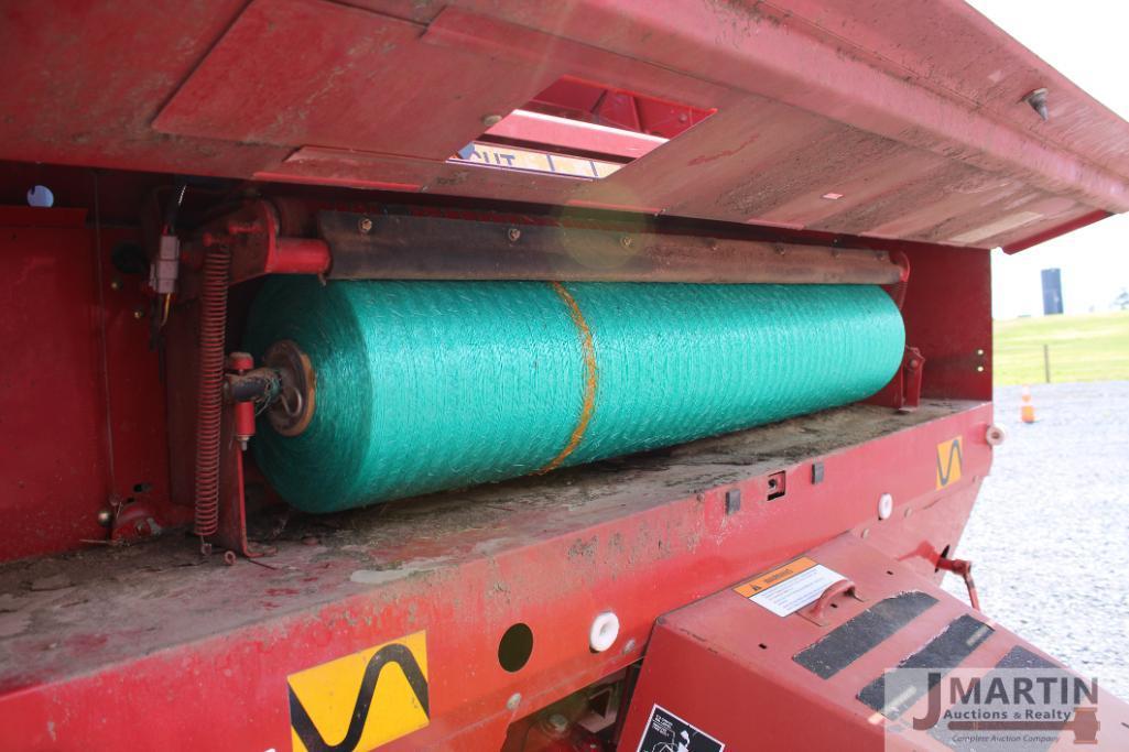 NH 644 Silage Special roud baler