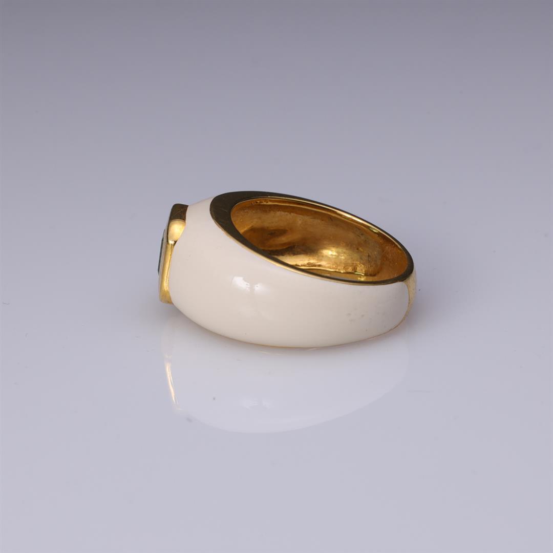 18K Yellow Gold Enamel & Emerald Ring
