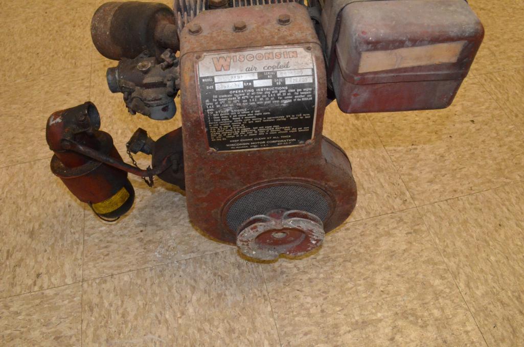 Vintage Wisconsin Model BKN Antique Gas Engine