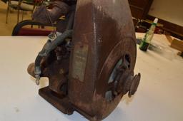 Briggs & Stratton Model Y Antique Small Gas Engine