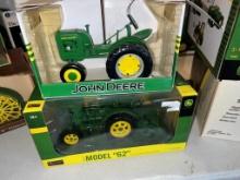 1/16 scale JD 62 tractor w/cultivator