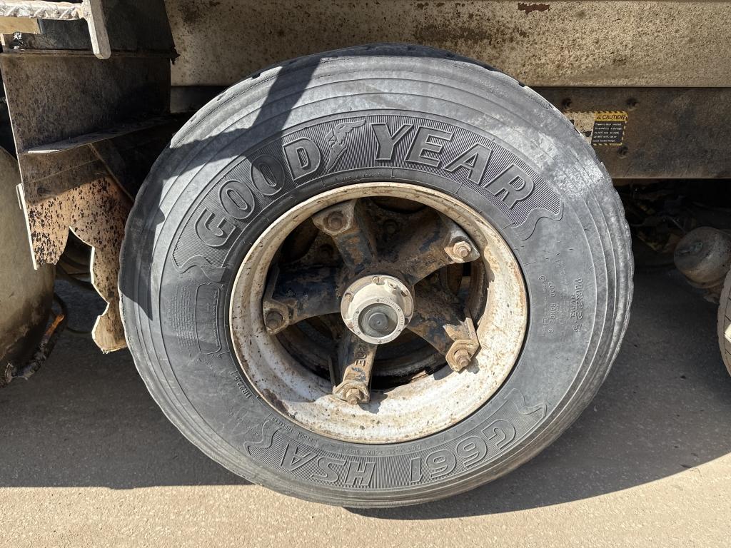 1996 Mack Rd688s Tri Axle Dump Truck