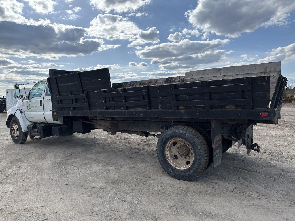 2000 Ford F650 Dump Truck