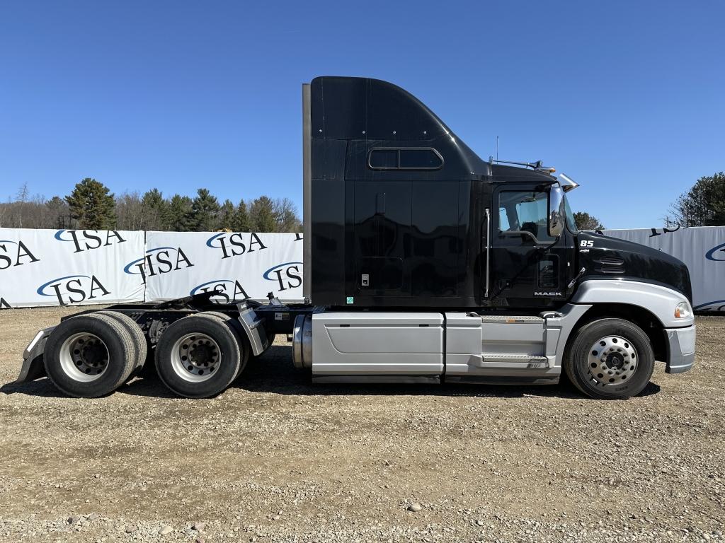 2018 Mack Cxu Sleeper Cab